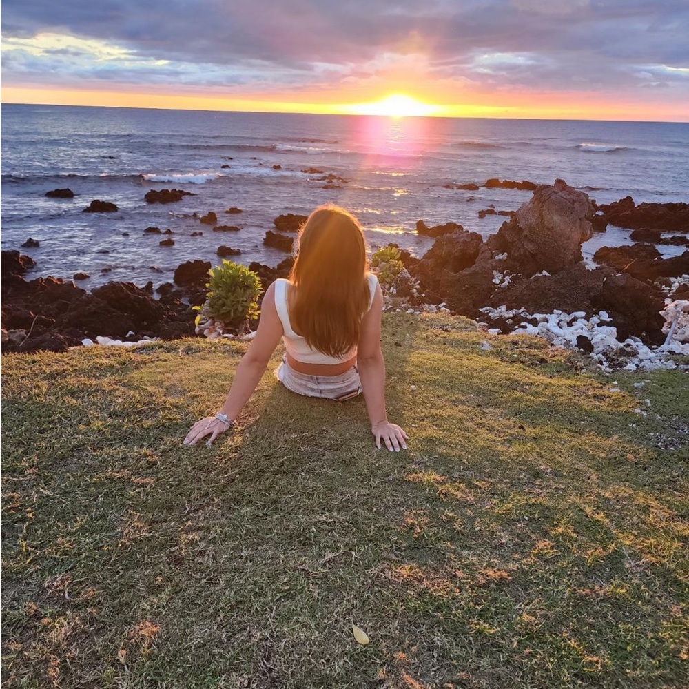 Meet your Posher, Caylani